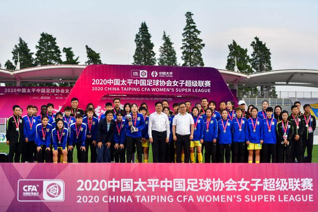 HWG确认！罗马诺：桑托斯将与曼联签约5+1年，转会费总价5000万镑